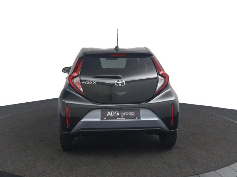 Toyota Aygo X - 1.0 VVT-i MT Pulse 8