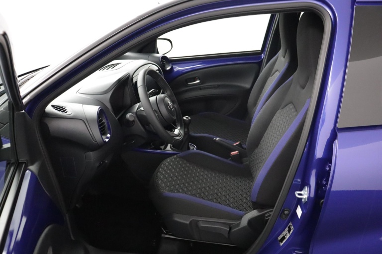 Toyota Aygo X - 1.0 VVT-i MT Pulse 17