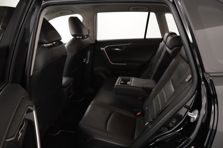 Toyota RAV4 - 2.5 Hybrid AWD Executive 18