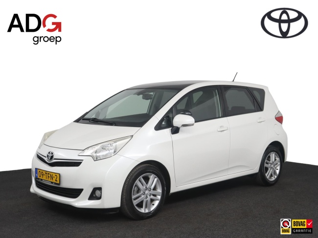 Toyota Verso-S - 1.3 VVT-i Dynamic