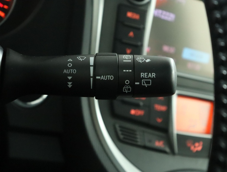 Toyota Verso-S - 1.3 VVT-i Dynamic 32