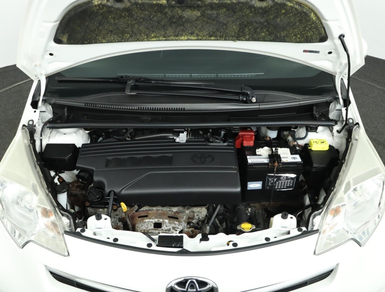 Toyota Verso-S - 1.3 VVT-i Dynamic 34