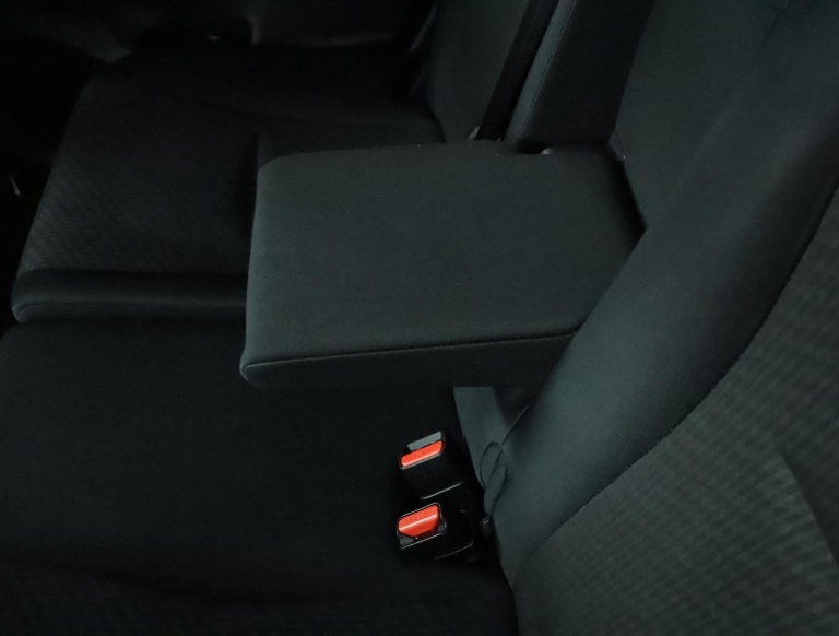 Toyota Verso-S - 1.3 VVT-i Dynamic 39