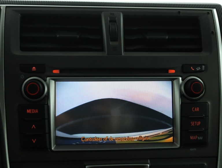 Toyota Verso-S - 1.3 VVT-i Dynamic 8