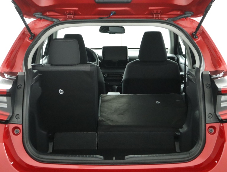 Toyota Yaris - 1.5 Hybrid 115 Dynamic 25