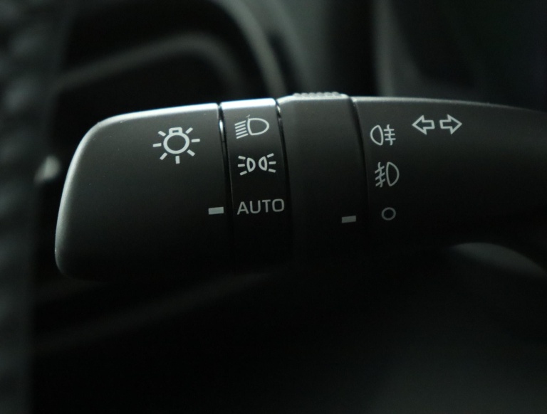 Toyota Yaris - 1.5 Hybrid 115 Dynamic 30