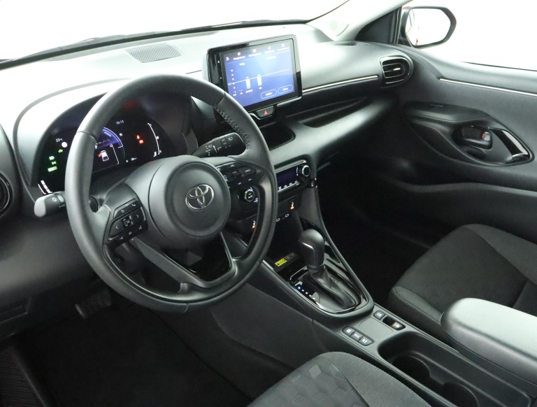 Toyota Yaris - 1.5 Hybrid 115 Dynamic 63