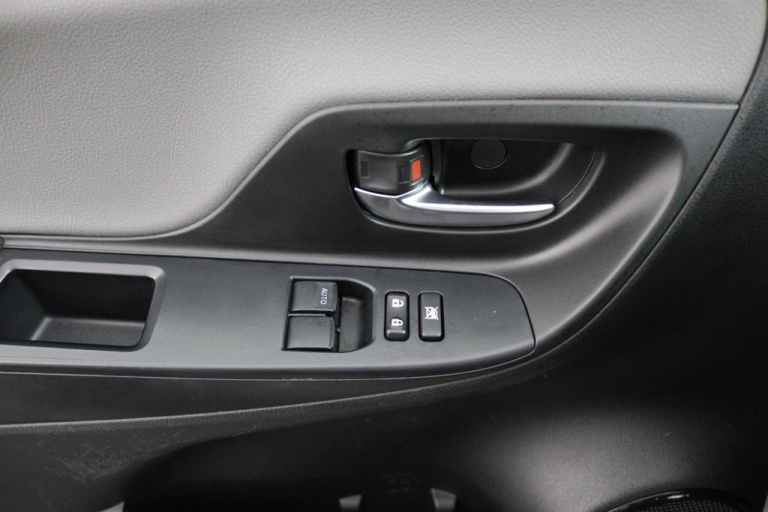Toyota Yaris - 1.0 VVT-i Comfort 26