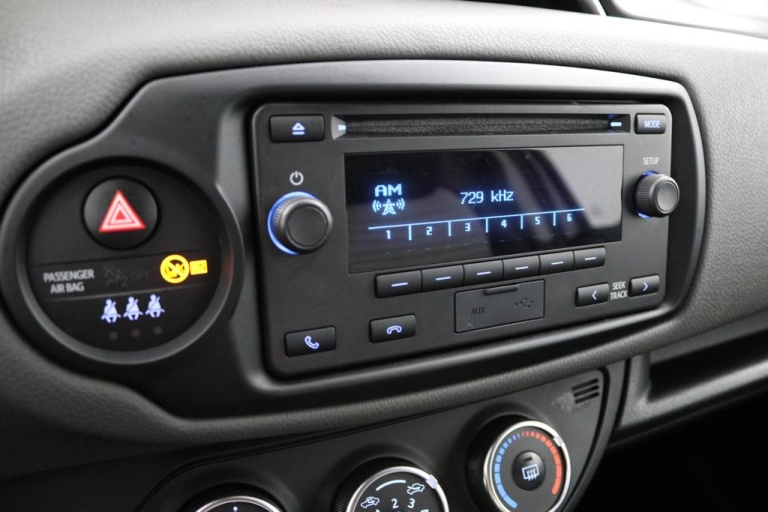 Toyota Yaris - 1.0 VVT-i Comfort 37