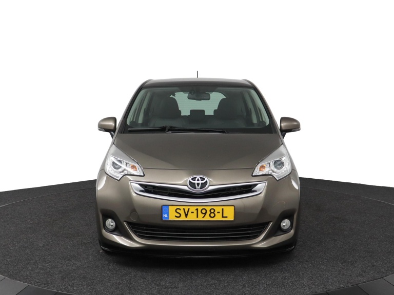 Toyota Verso-S - 1.3 VVT-i Dynamic 14