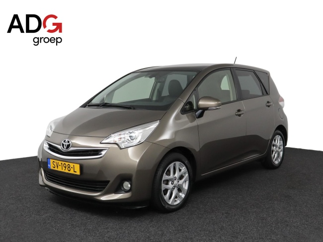 Toyota Verso-S - 1.3 VVT-i Dynamic