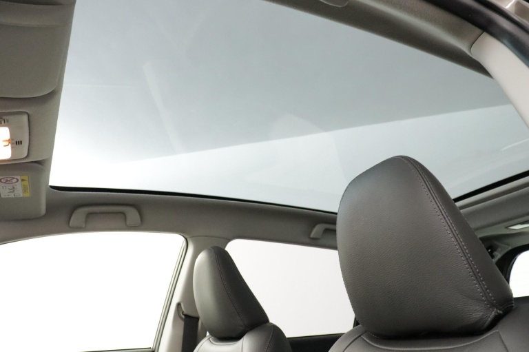 Toyota Verso-S - 1.3 VVT-i Dynamic 37