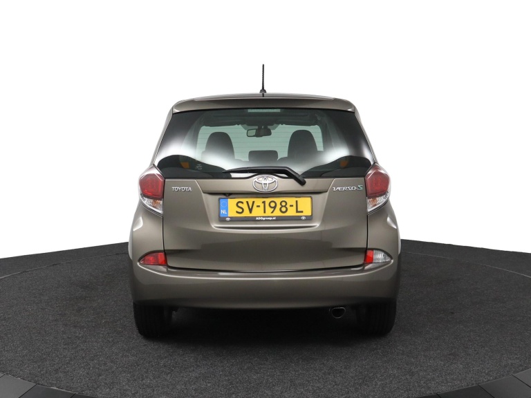 Toyota Verso-S - 1.3 VVT-i Dynamic 40