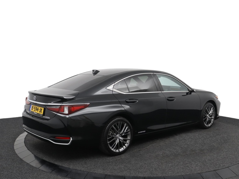 Lexus ES - 300h President Line 2