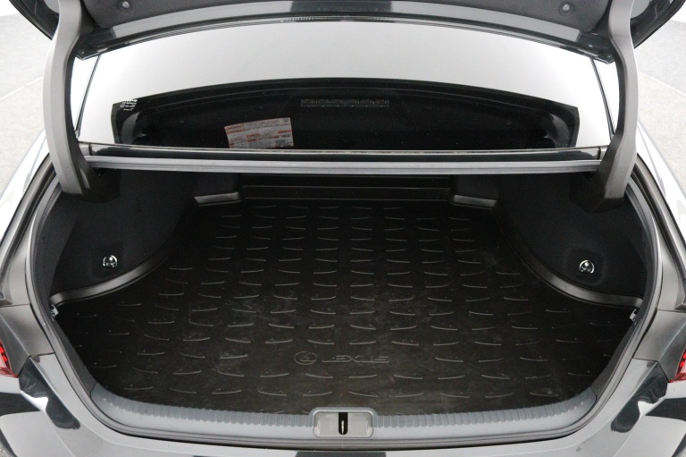 Lexus ES - 300h President Line 23