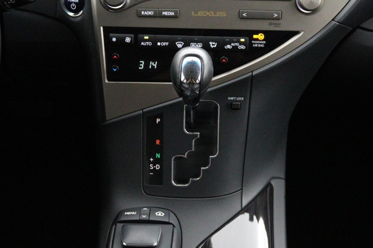 Lexus RX - 450h 4WD Executive Edition 26