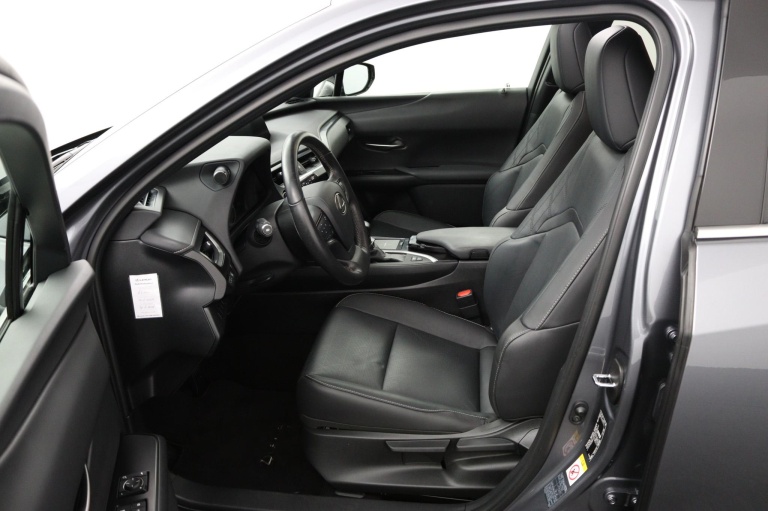 Lexus UX - 250h Luxury Line 17