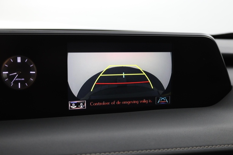 Lexus UX - 250h Luxury Line 9
