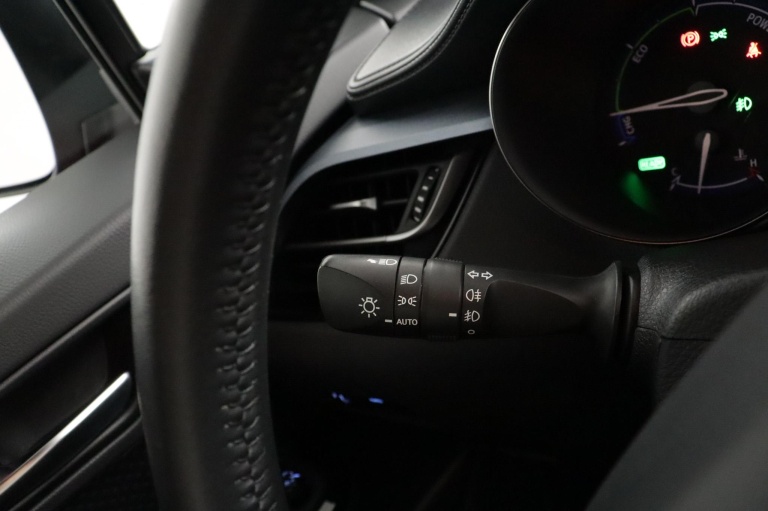 Toyota C-HR - 1.8 Hybrid Style 30