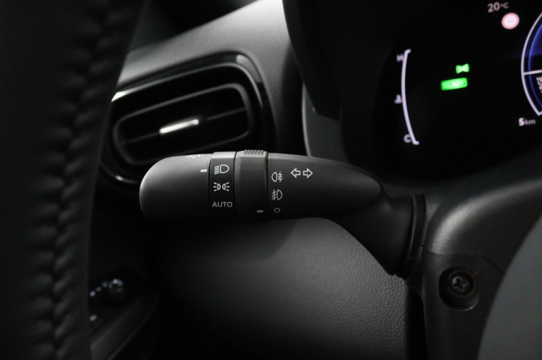 Toyota Yaris Cross - 1.5 Hybrid 130 Dynamic 22