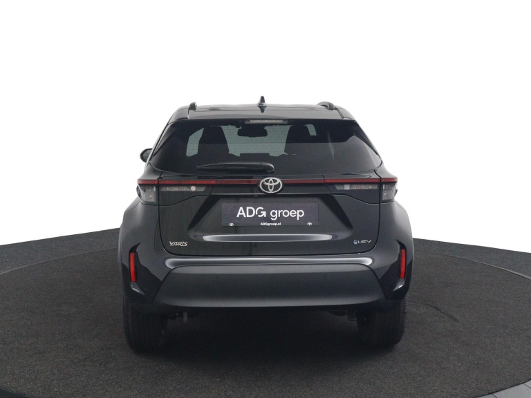 Toyota Yaris Cross - 1.5 Hybrid 130 Dynamic 8