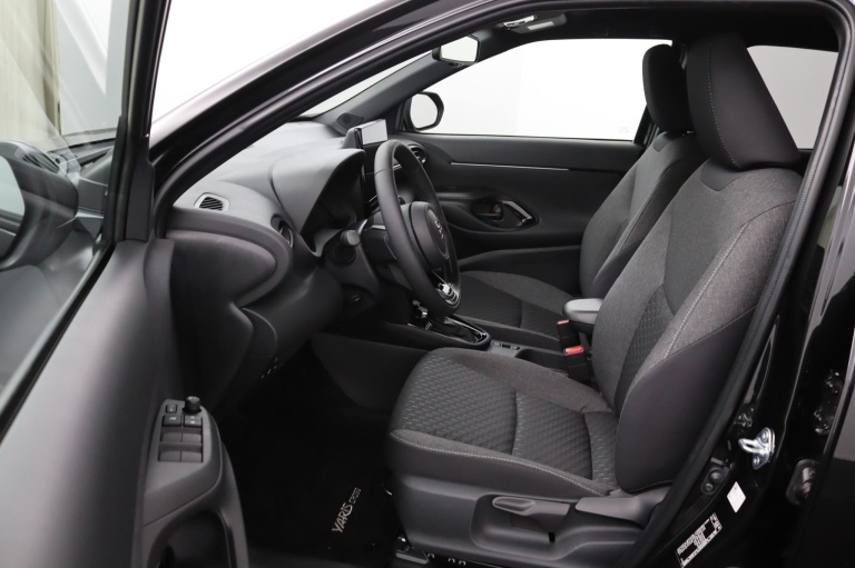 Toyota Yaris Cross - 1.5 Hybrid 130 Dynamic 9