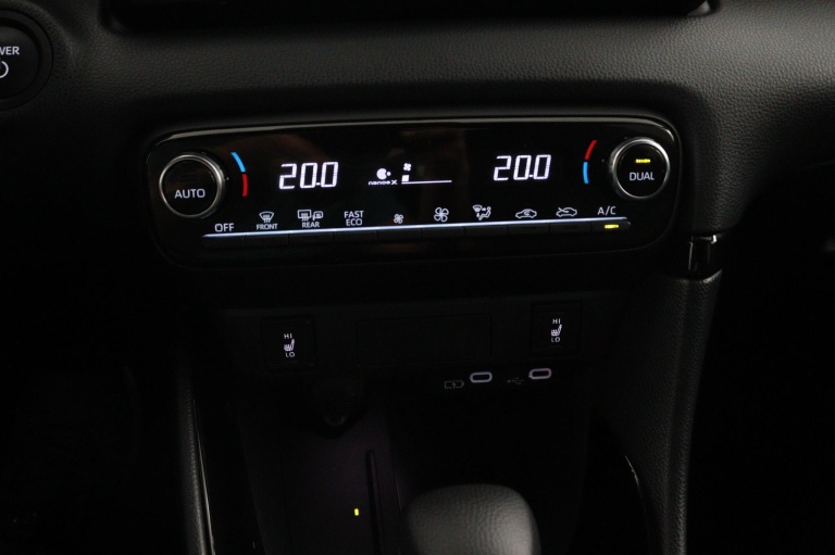 Toyota Yaris - 1.5 Hybrid 130 Executive 17