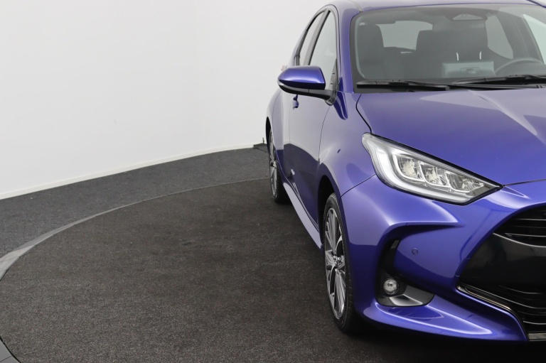 Toyota Yaris - 1.5 Hybrid 130 Executive 32