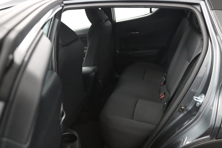 Toyota C-HR - 1.2 Dynamic Automaat 12