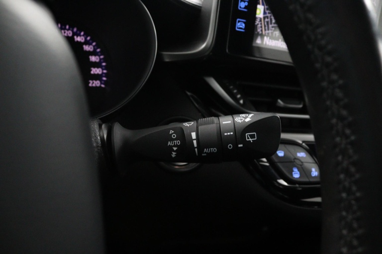 Toyota C-HR - 1.2 Dynamic Automaat 24