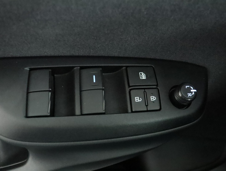 Toyota Yaris Cross - 1.5 Hybrid Dynamic 29