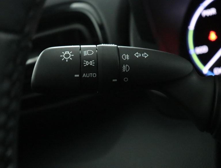 Toyota Yaris Cross - 1.5 Hybrid Dynamic 31