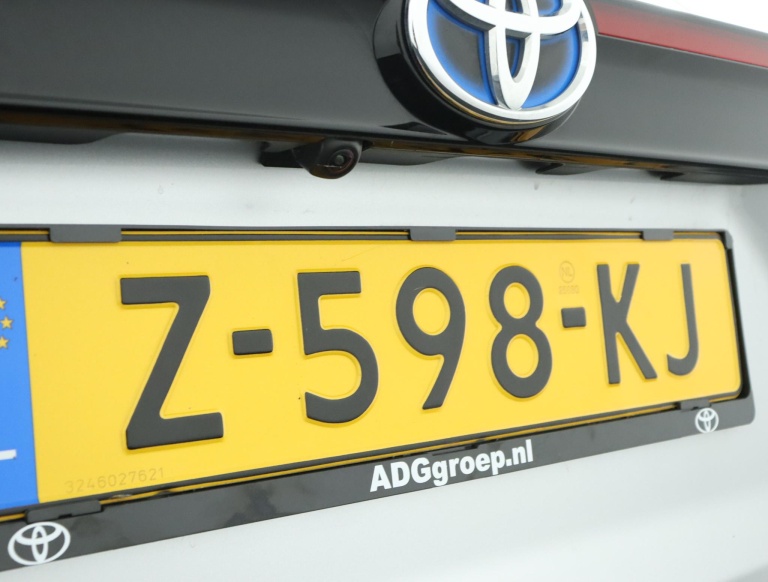 Toyota Yaris Cross - 1.5 Hybrid Dynamic 42