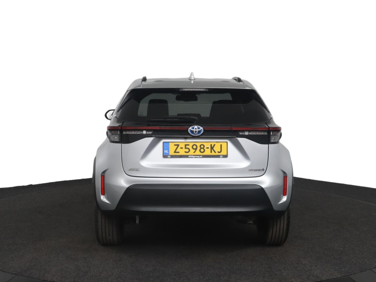 Toyota Yaris Cross - 1.5 Hybrid Dynamic 69