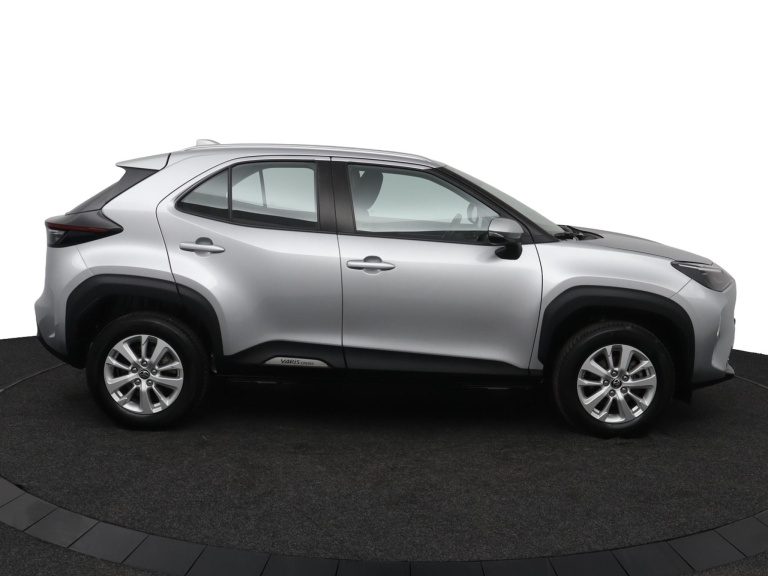 Toyota Yaris Cross - 1.5 Hybrid Active 13