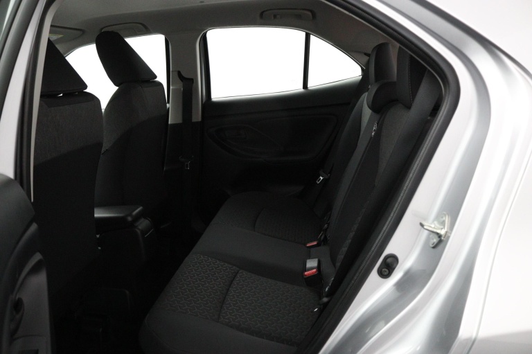 Toyota Yaris Cross - 1.5 Hybrid Active 18