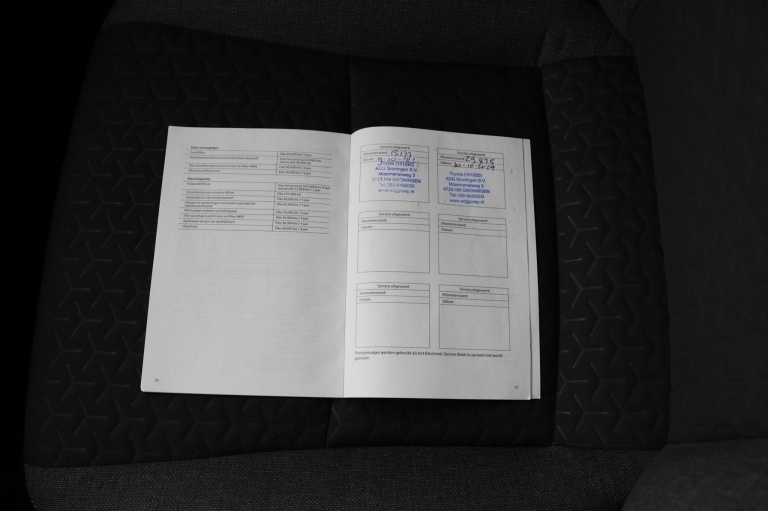 Toyota Yaris Cross - 1.5 Hybrid Active 41