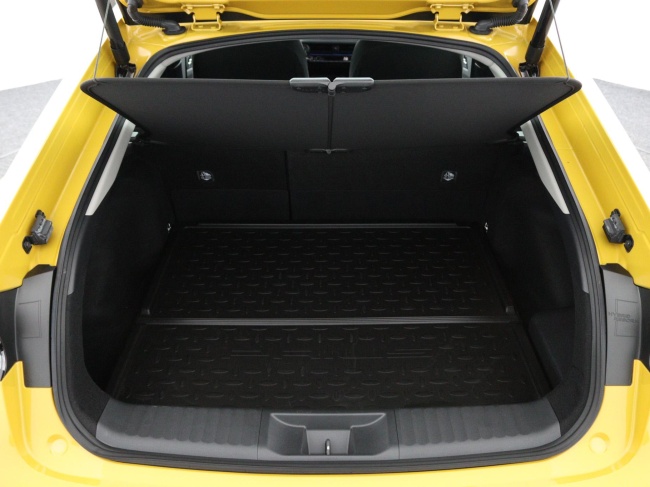 Toyota Prius - 2.0 Plug-in Hybrid Executive