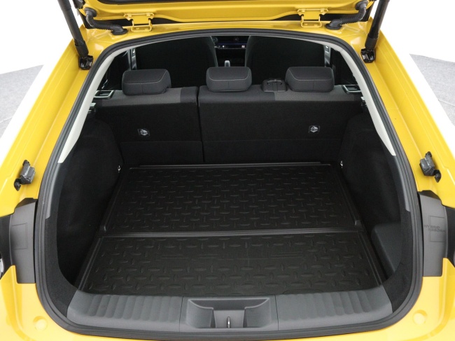 Toyota Prius - 2.0 Plug-in Hybrid Executive