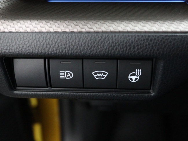 Toyota Prius - 2.0 Plug-in Hybrid Executive