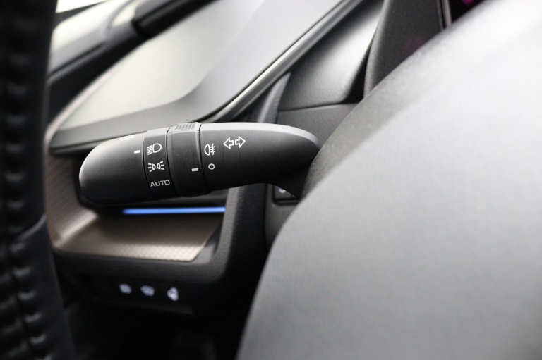 Toyota Prius - 2.0 Plug-in Hybrid Executive 33