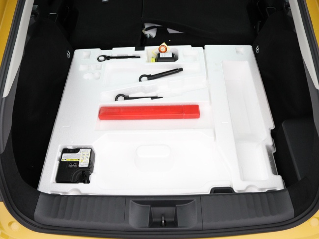 Toyota Prius - 2.0 Plug-in Hybrid Executive