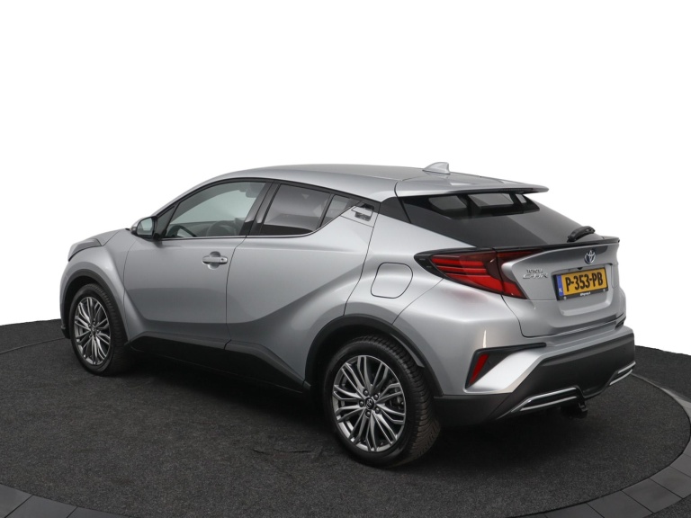Toyota C-HR - 2.0 Hybrid Executive 12