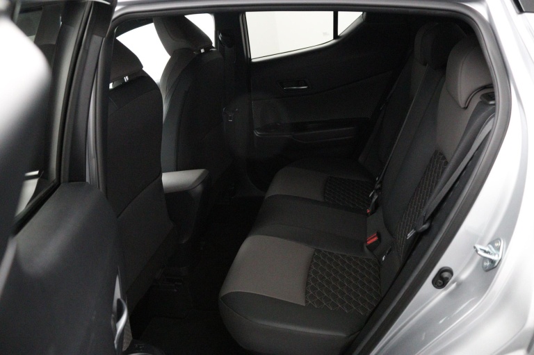 Toyota C-HR - 2.0 Hybrid Executive 18