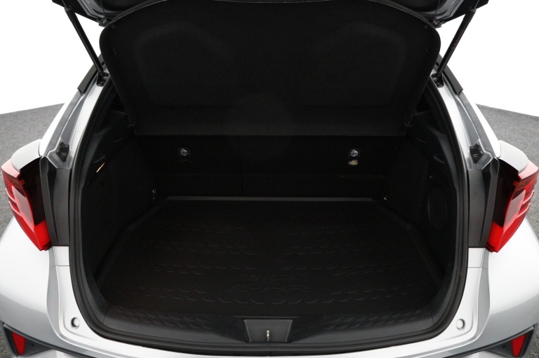 Toyota C-HR - 2.0 Hybrid Executive 23