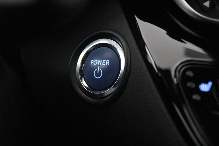 Toyota C-HR - 2.0 Hybrid Executive 43