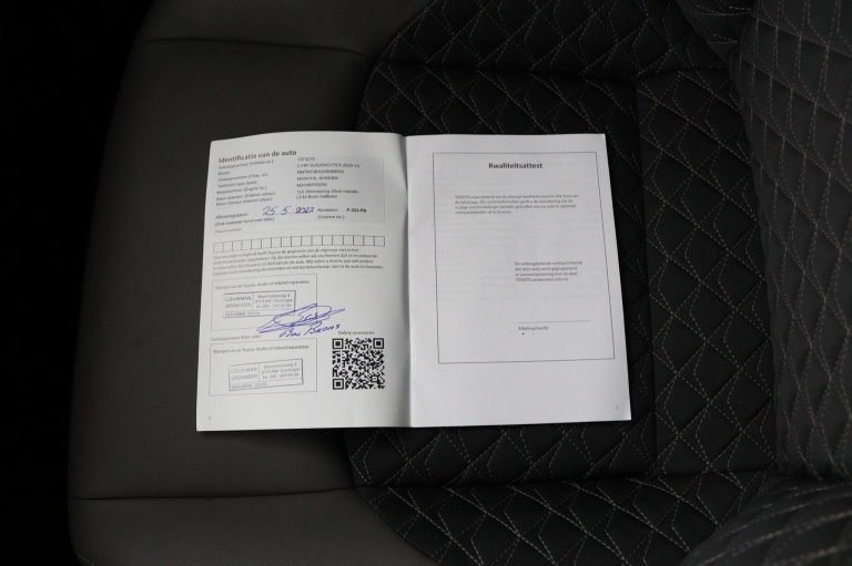 Toyota C-HR - 2.0 Hybrid Executive 48