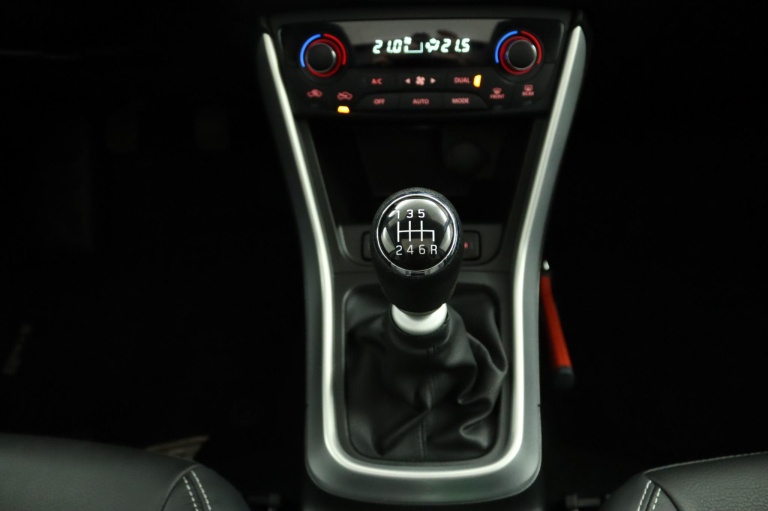 Suzuki S-Cross - 1.4 Boosterjet Style Smart Hybrid 27