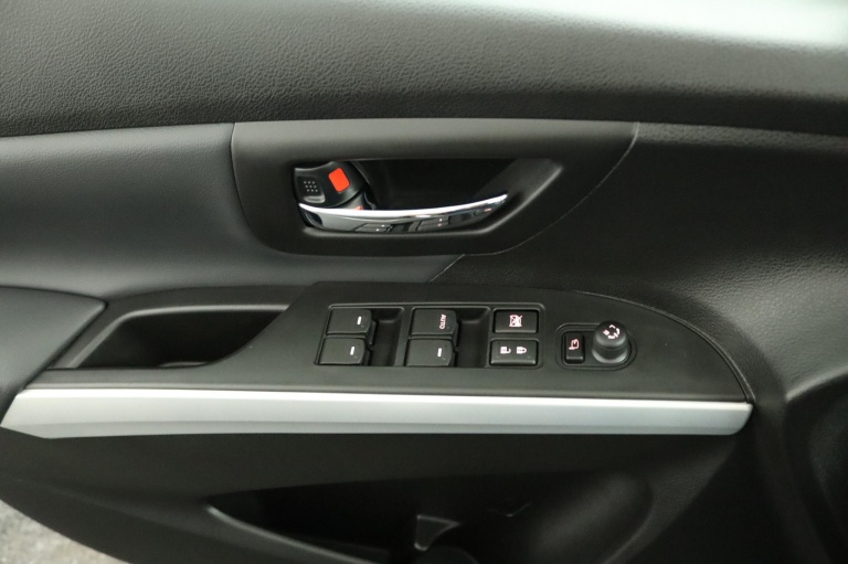 Suzuki S-Cross - 1.4 Boosterjet Style Smart Hybrid 29