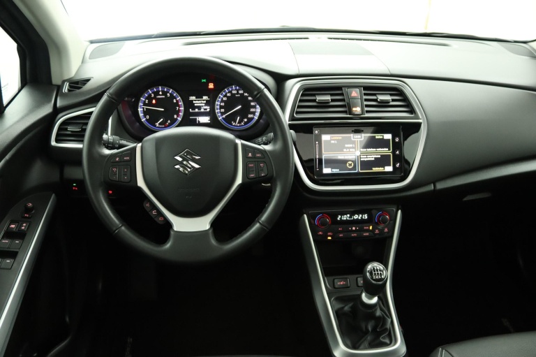 Suzuki S-Cross - 1.4 Boosterjet Style Smart Hybrid 45